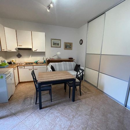 Ferienwohnung App Rojko Lovrečica Exterior foto